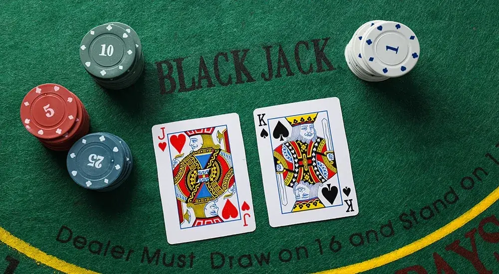Red Dog blackjack game
